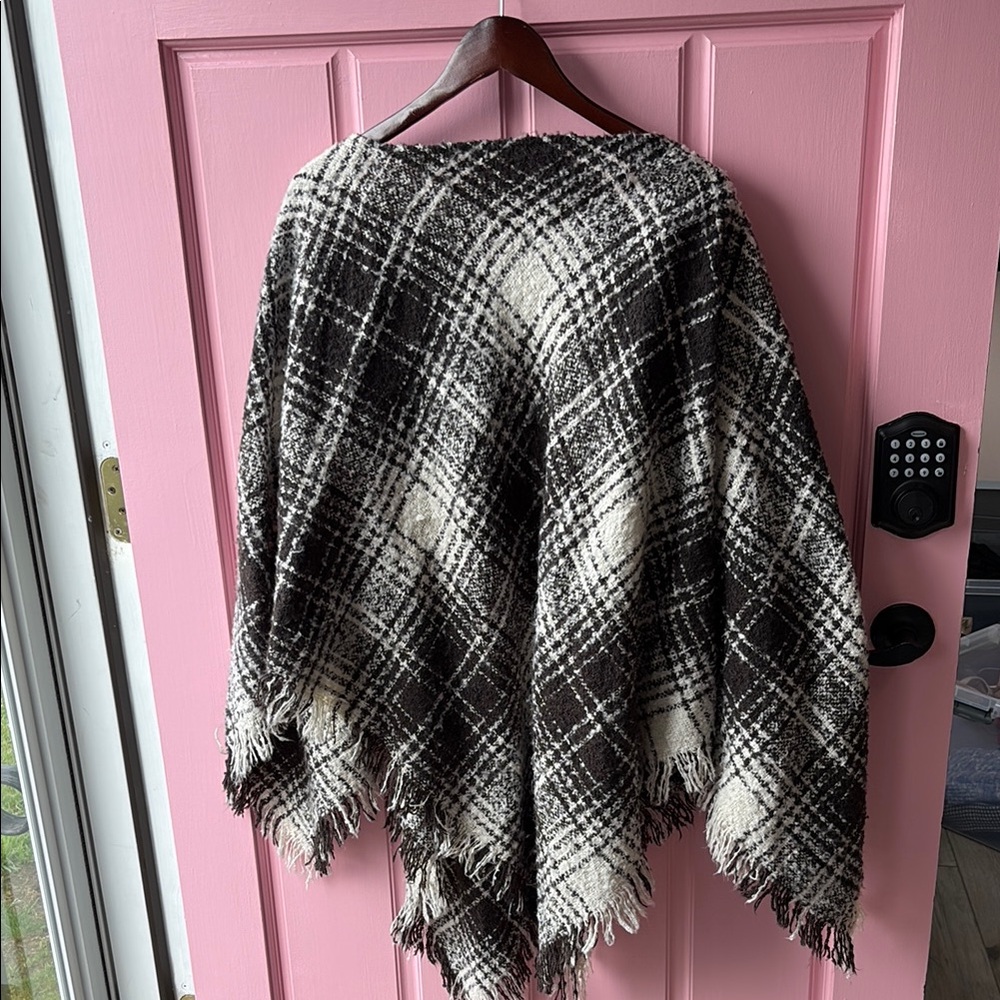 Chaps Black and White Textured Knit